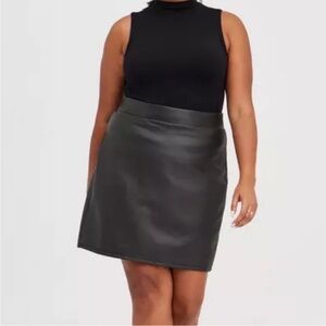 Torrid Black Faux Leather Mini Skirt Size 2X